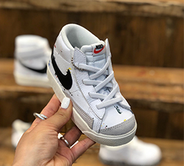 BABY NIKE BLAZER MID ’77 BB