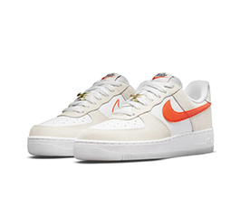 NIKE WMNS AIR FORCE 1 ＂FIRST USE＂ ORANGE