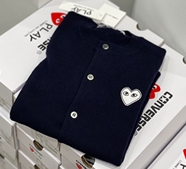 (women) PLAY COMME des GARÇONS Ladies’ Cardigan (Navy&Black / White Heart)