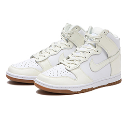 NIKE WMNS DUNK HIGH ＂SAIL / WHITE GUM＂