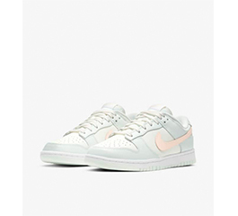 NIKE WMNS DUNK LOW ＂BARELY GREEN＂