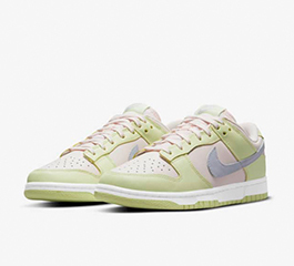 NIKE WMNS DUNK LOW ＂LIGHT SOFT PINK＂