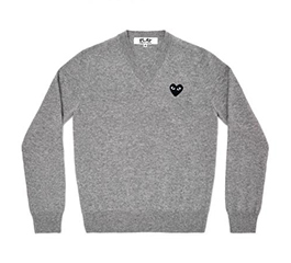 (men)PLAY COMME des GARÇONS Black Heart V Neck Sweater grey