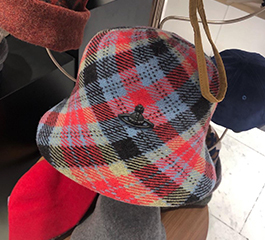viviaenne westwood brick taetan hat