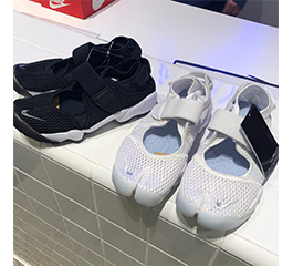 W NIKE AIR RIFT (2 color) 