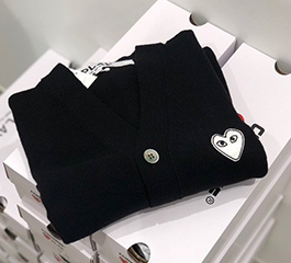 (men) PLAY COMME des GARÇONS White Heart Men’s Cardigan (Black)