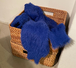 보송 퍼 오버 니트