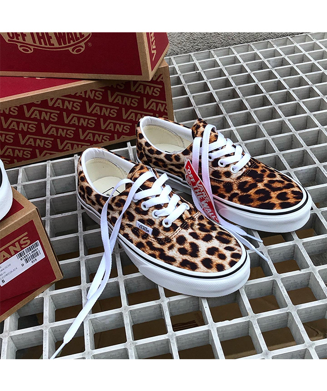 VANS ERA (LEOPARD)　BLACK/TRUE WHITE