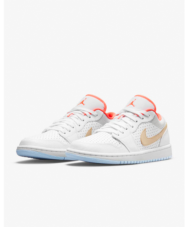 NIKE WMNS AIR JORDAN 1 LOW SE FLASH CRIMSON