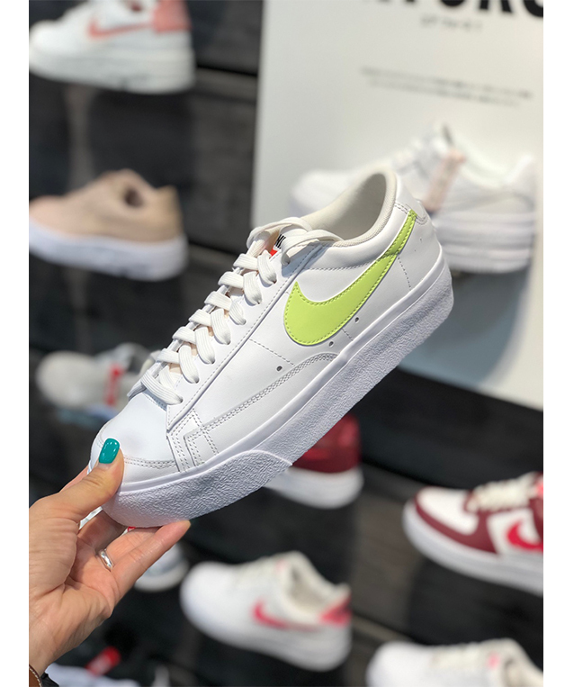 W BLAZER LOW PLATFORM WHITE / YELLOW GREEN