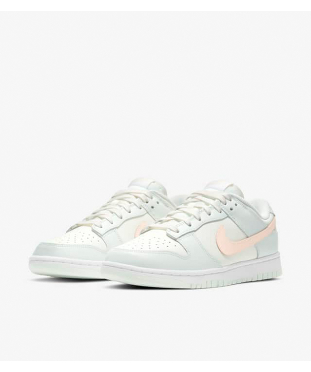 NIKE WMNS DUNK LOW ＂BARELY GREEN＂